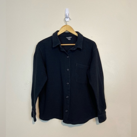 Eddie Bauer Women’s Black Button-Up Waffle Knit Shirt Large - Picture 2 of 6